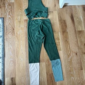Outdoor Voices activewear set dipped leggings and cropped top S